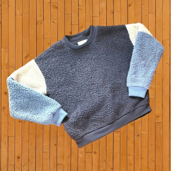 🔖American Eagle ColorBlock  Teddy Fleece Crewneck Top - Picture 7 of 8